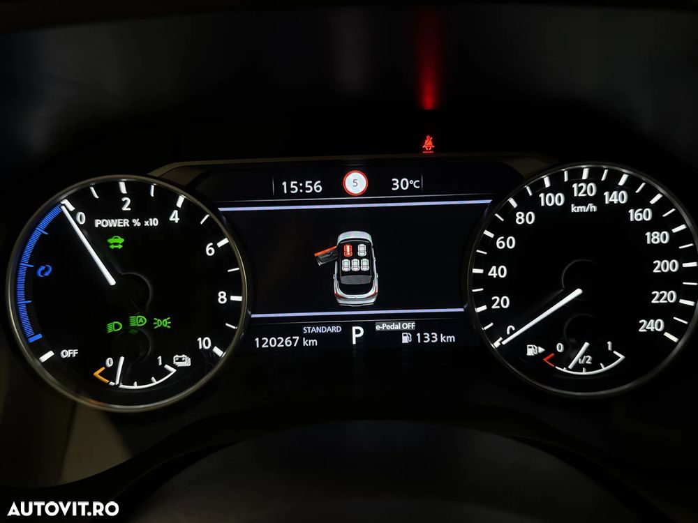 Nissan Qashqai - 11