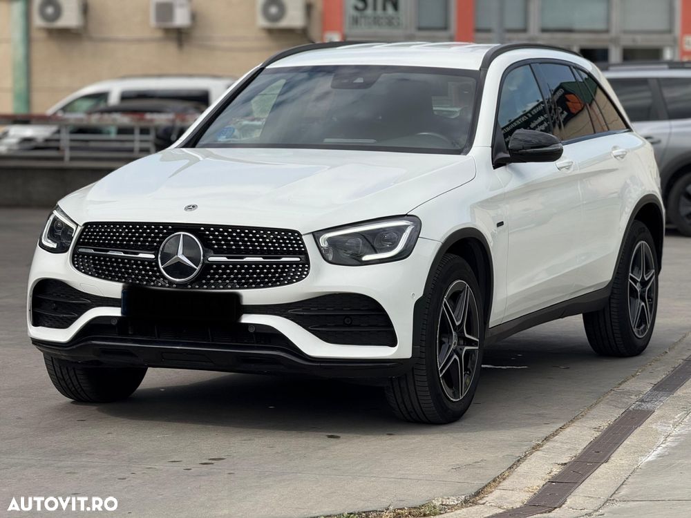 Mercedes-Benz GLC - 1