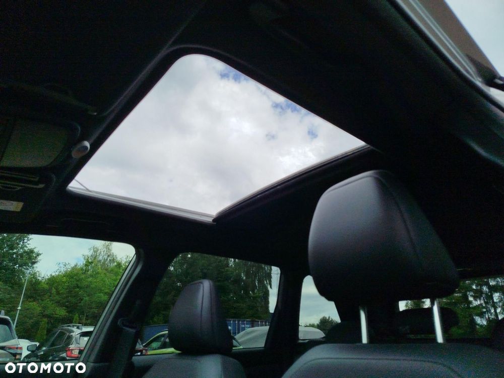 Subaru Forester 2.0i-L Platinum (EyeSight) Lineartronic - 28