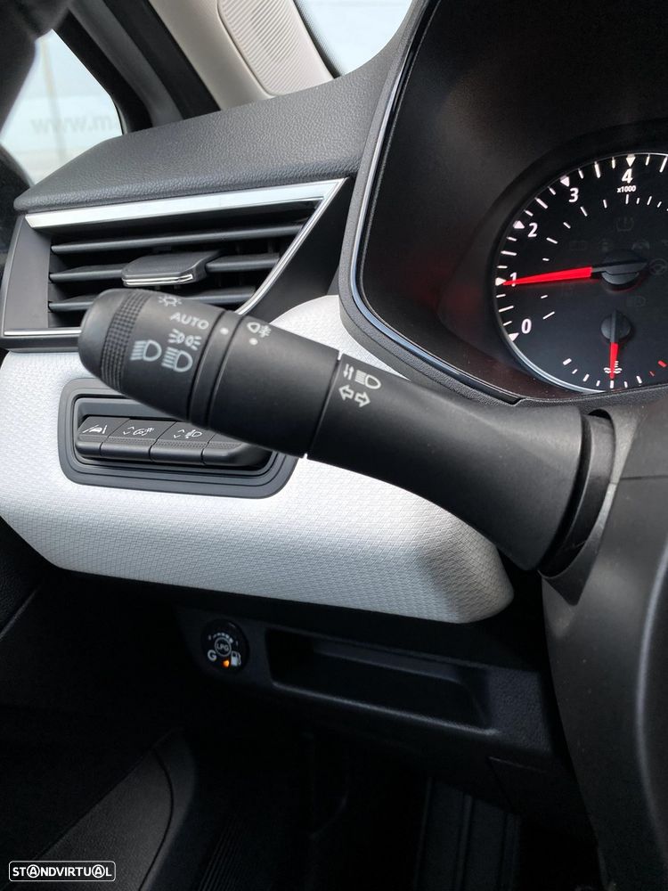 Renault Clio 1.0 TCe Evolution Bi-Fuel - 31