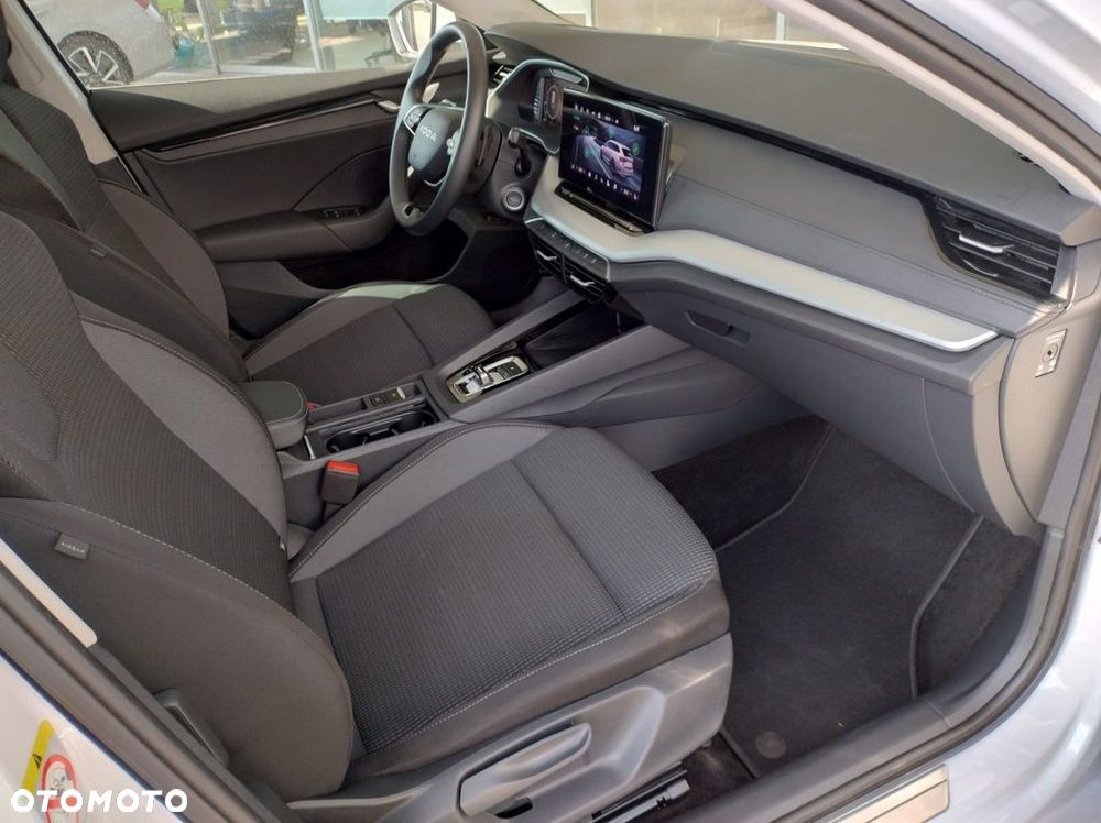 Skoda Octavia 1.5 TSI mHEV Selection DSG - 11