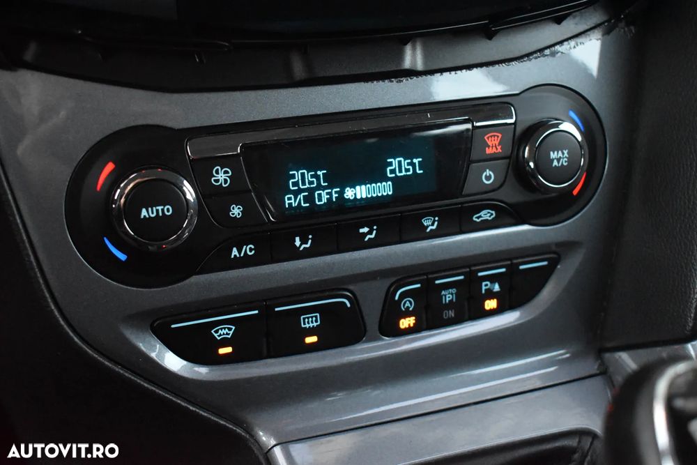 Ford Focus 1.6 TDCI DPF Titanium - 7