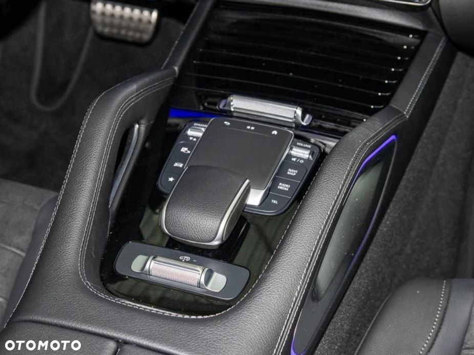 Mercedes-Benz GLE - 15