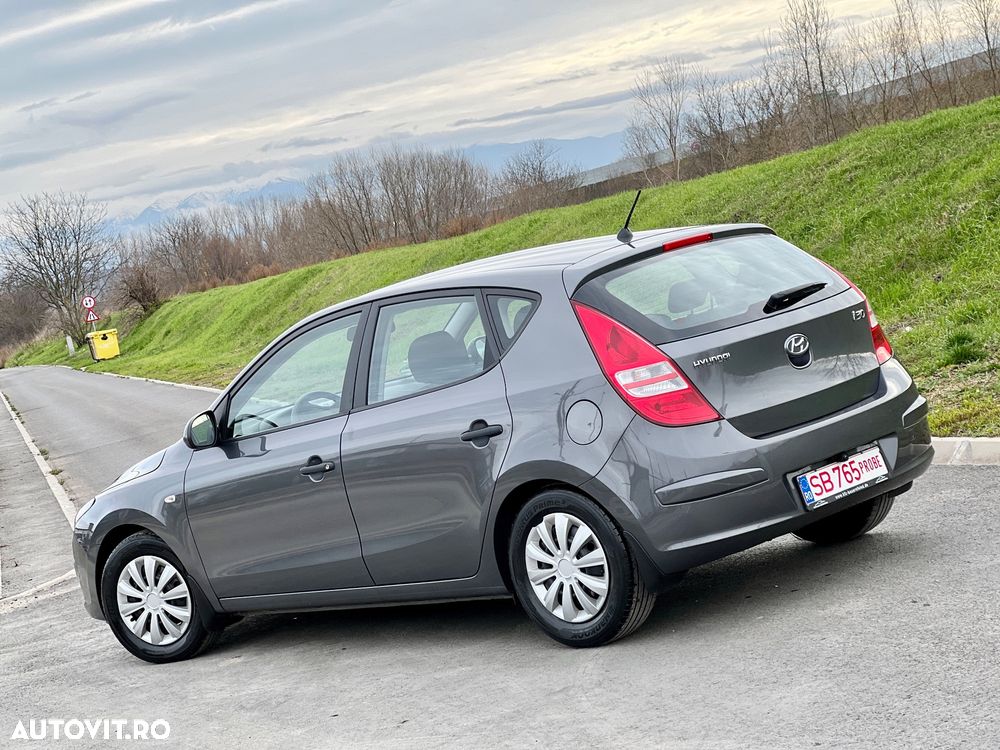 Hyundai i30 1.4 blue Comfort - 2