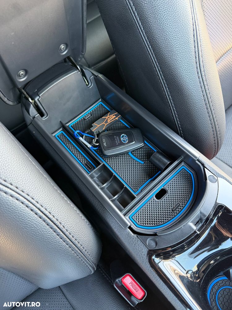 Toyota C-HR 1.8 HSD 4x2 CVT C-ult LED - 15