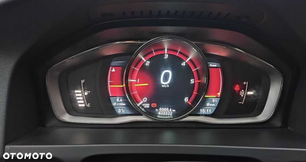 Volvo V60 D4 Summum - 4