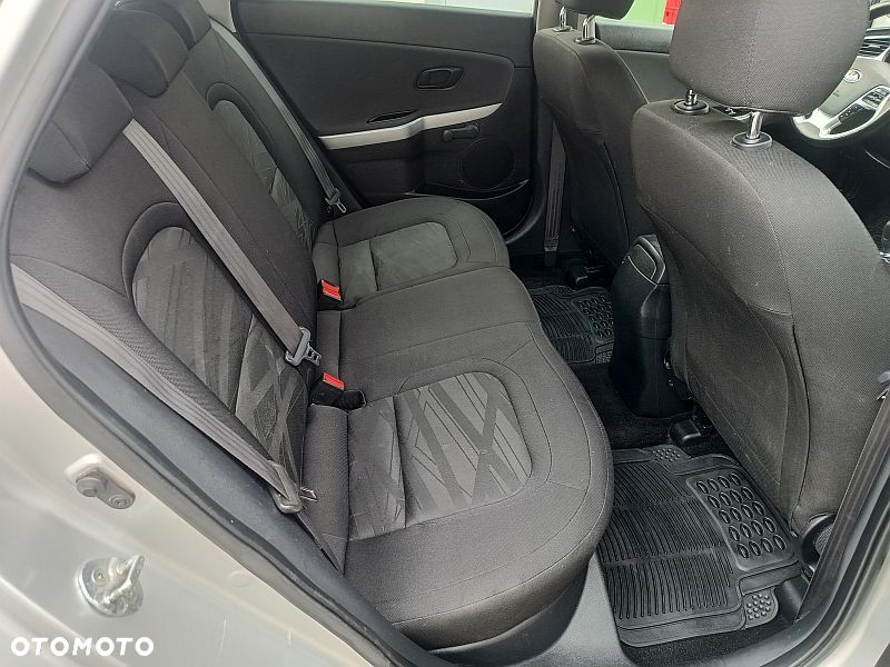 Kia Ceed 1.4 CVVT Spirit - 25
