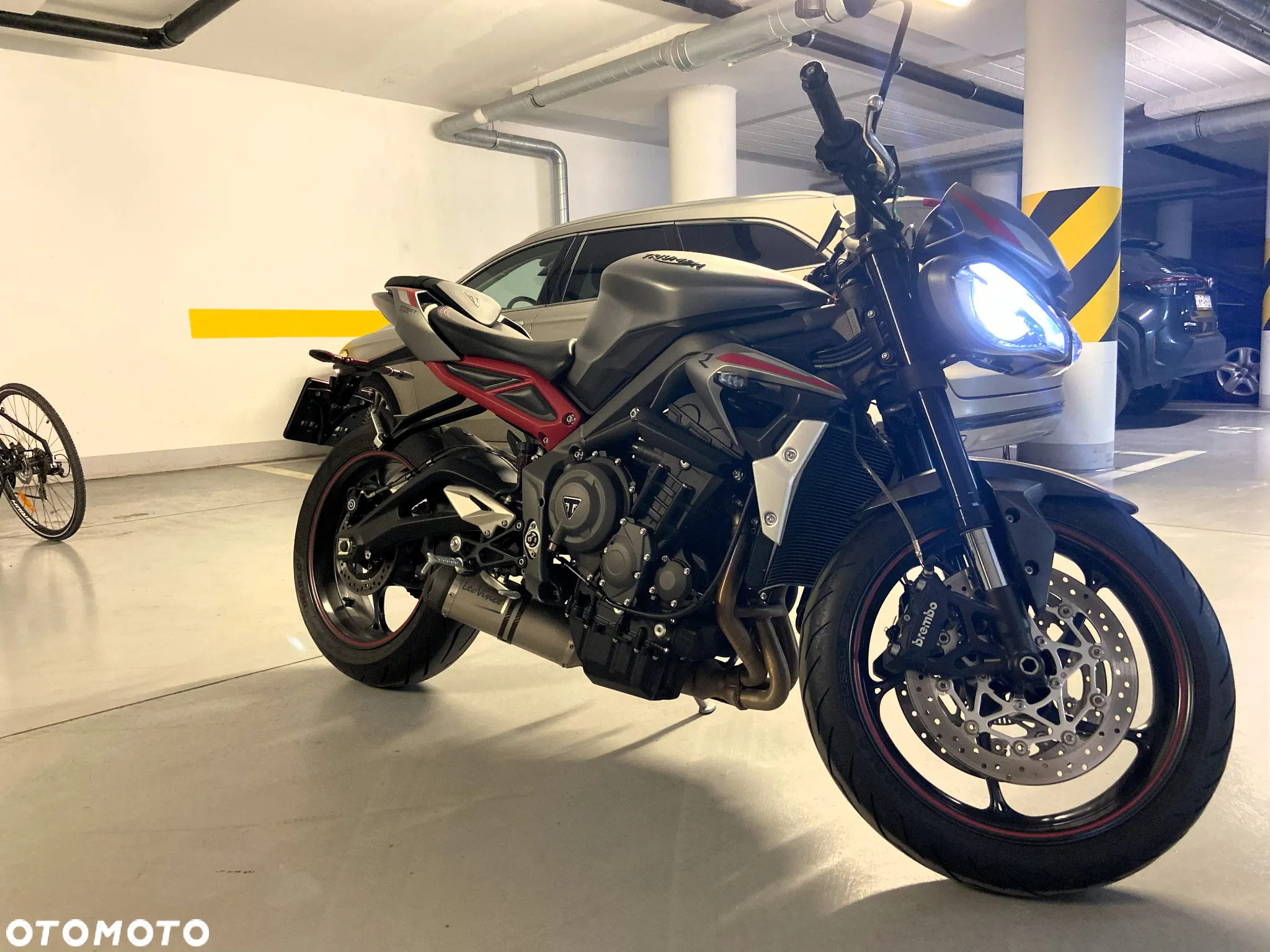 Triumph Street Triple - 2