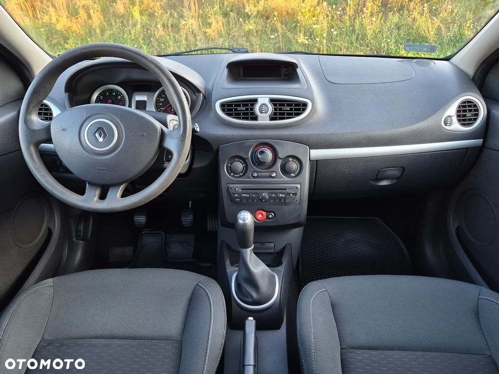 Renault Clio 1.2 16V Dynamique - 5