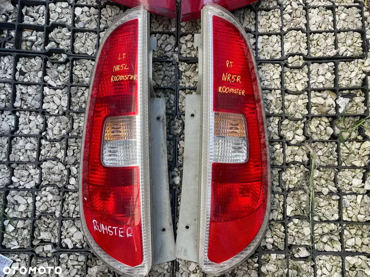SKODA LAMPY LAMPA TYŁ TYLNE PRAWE LEWE - 5