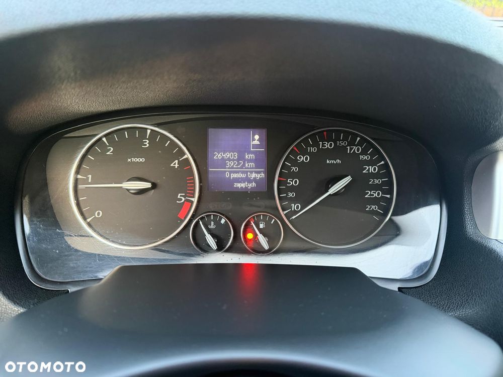 Renault Laguna 2.0 DCi FAP Expression - 8