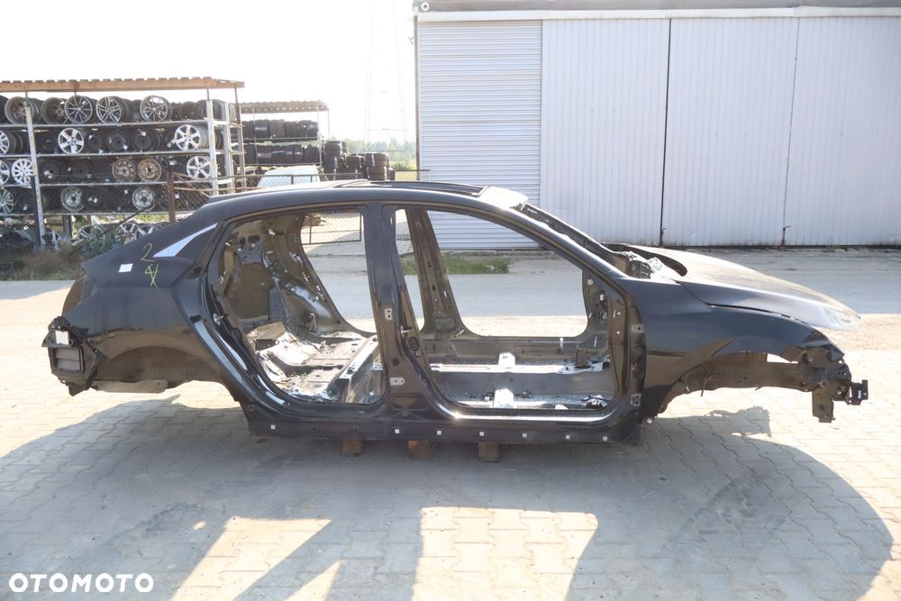 ĆWIARTKA PRAWY PRZÓD PODŁUŻNICA CIVIC X NH731P - 8