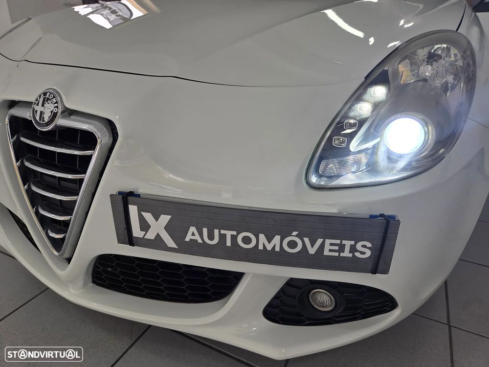 Alfa Romeo Giulietta 1.6 JTDm Distinctive - 13