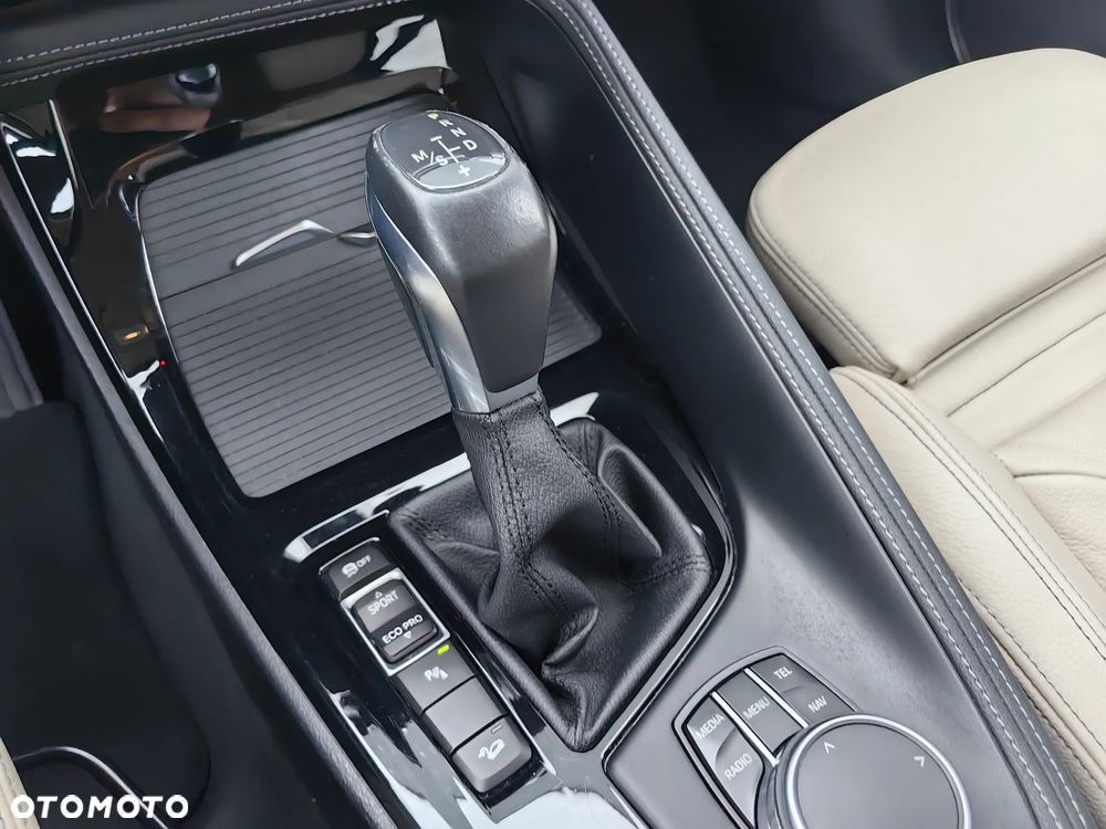 BMW X1 sDrive20d xLine sport - 17