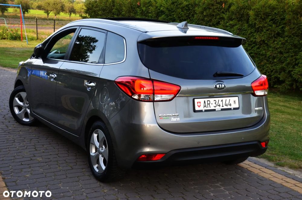 Kia Carens 1.7 CRDi XL 7os - 4