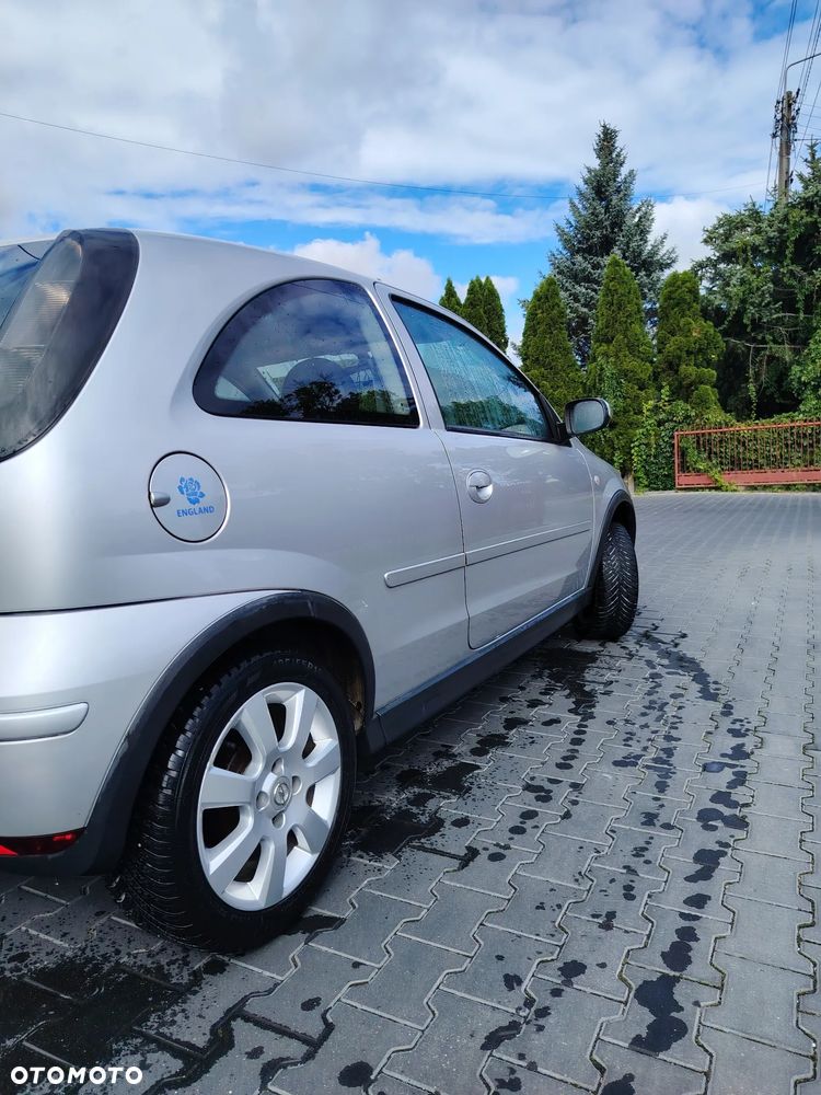 Opel Corsa - 4