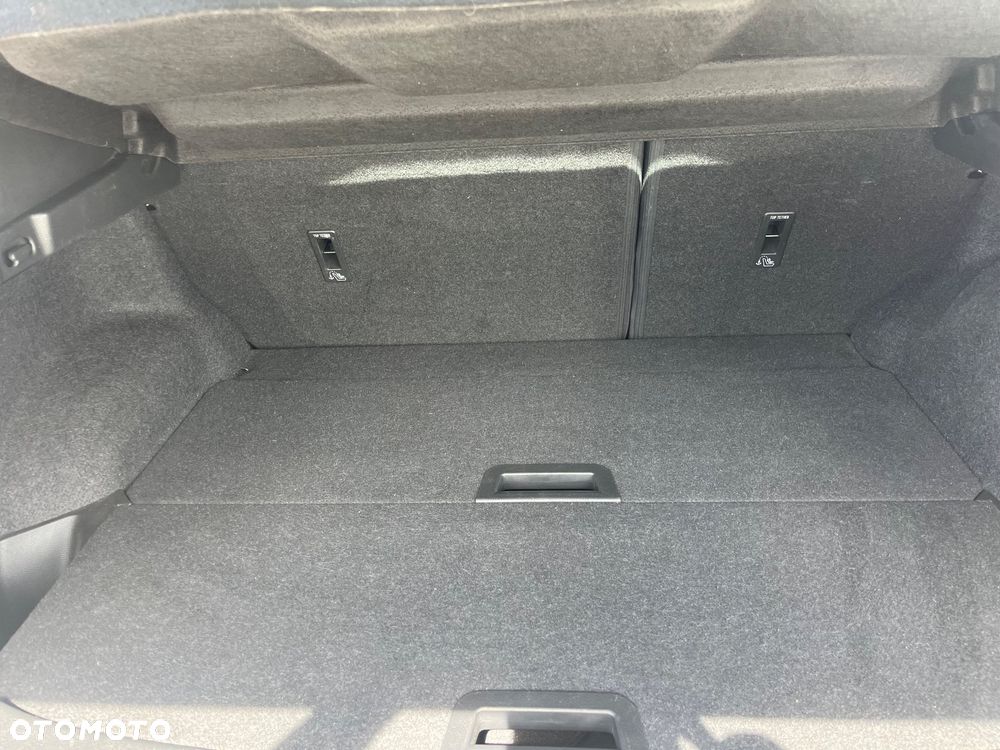 Nissan Qashqai 1.2 DIG-T Xtronic ACENTA - 12