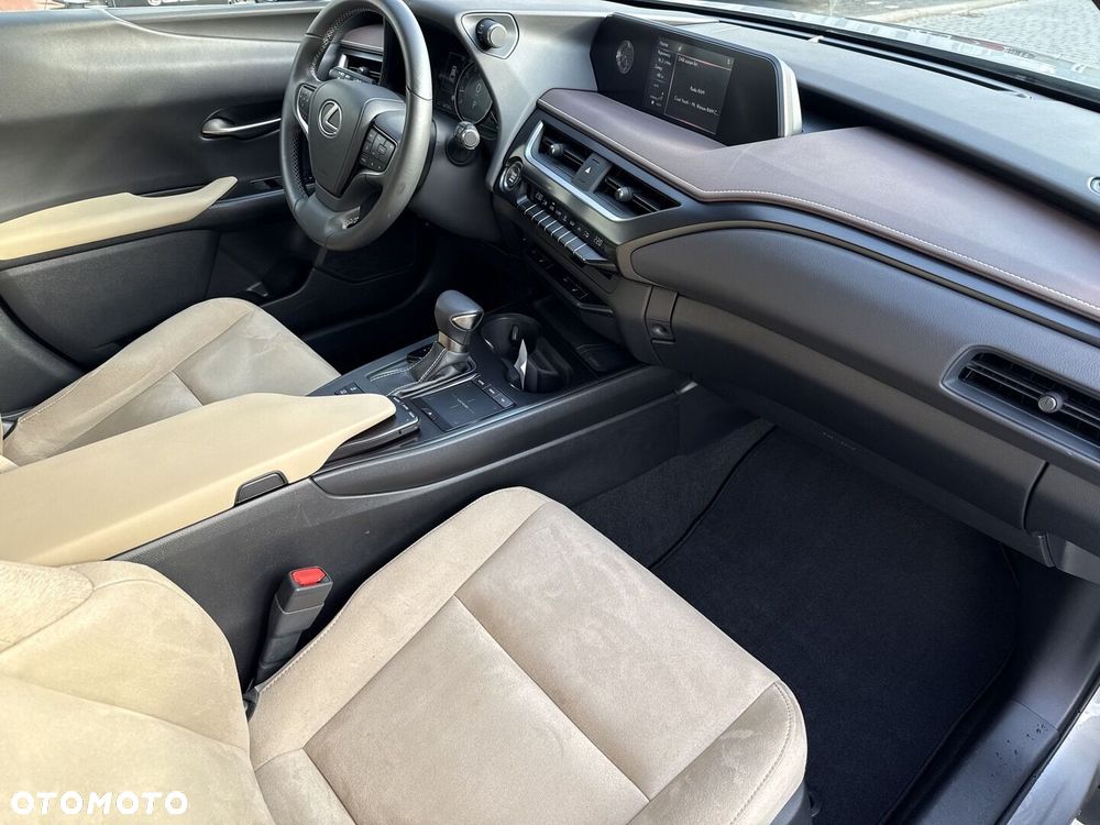 Lexus UX 200 Optimum 2WD - 10