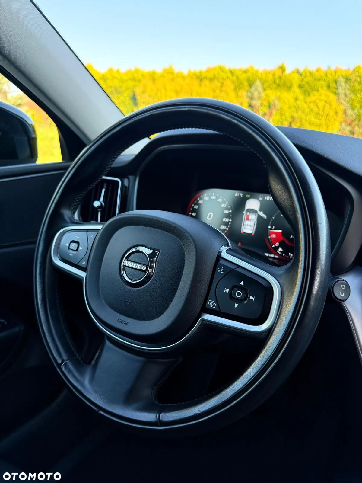 Volvo XC 60 D4 Geartronic Momentum Pro - 19