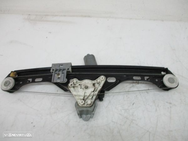 Elevador Tras Dto  Mercedes-Benz C-Class (W203) - 2