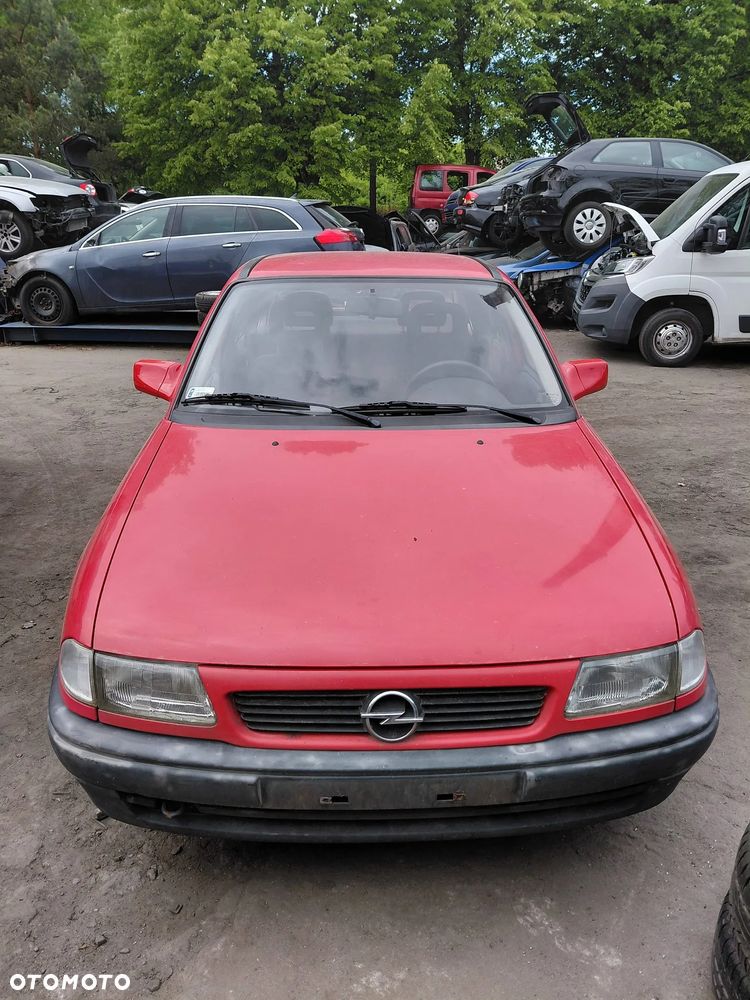 Części z: Opel Astra Rok 1997 Pojemność 1389 Moc 44 kw Benzyna - 7