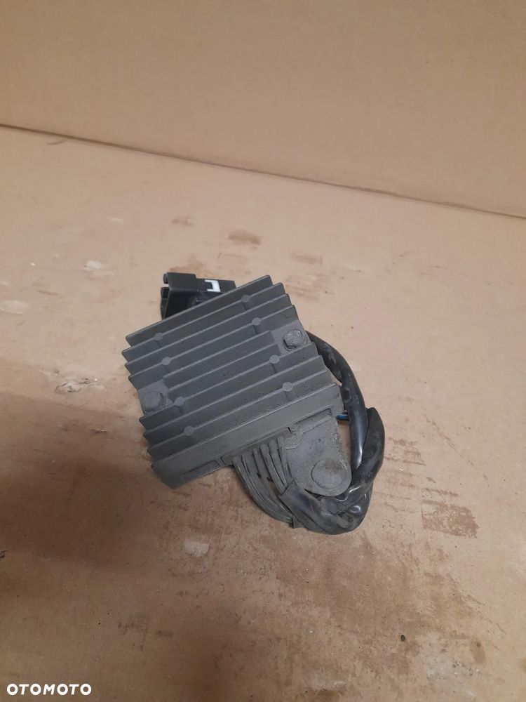 kawasaki zx6r 2007 2008 regulator napięcia - 3