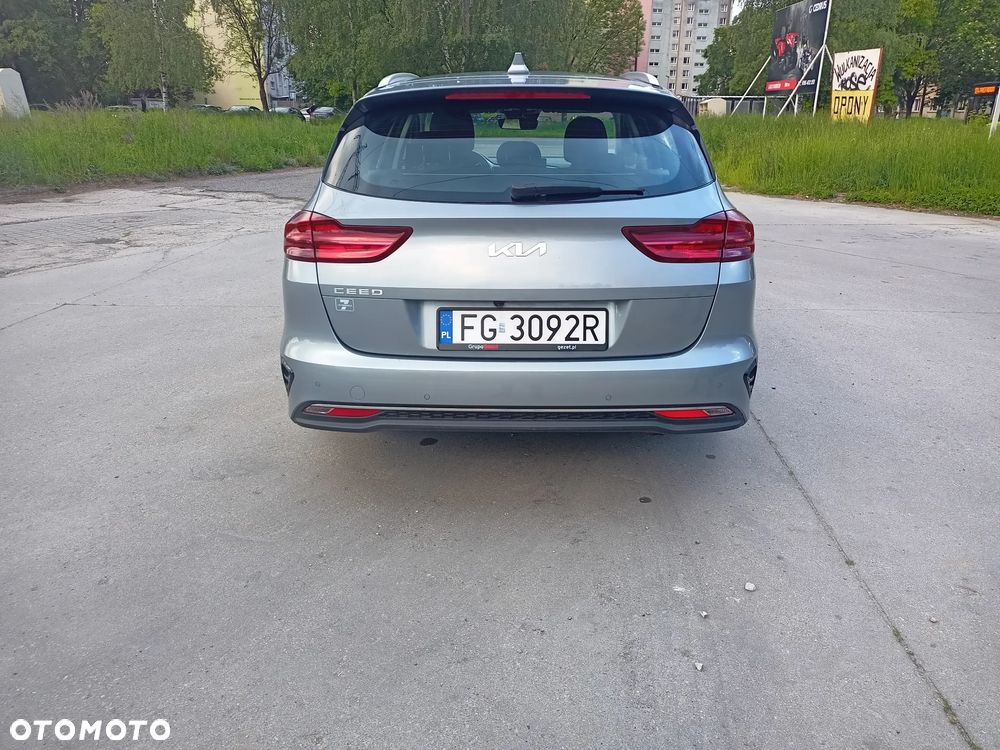 Kia Ceed 1.5 T-GDI M - 4