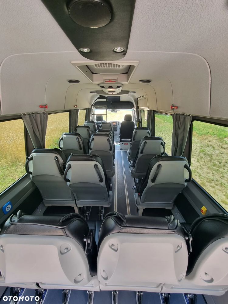 Volkswagen Crafter - 16