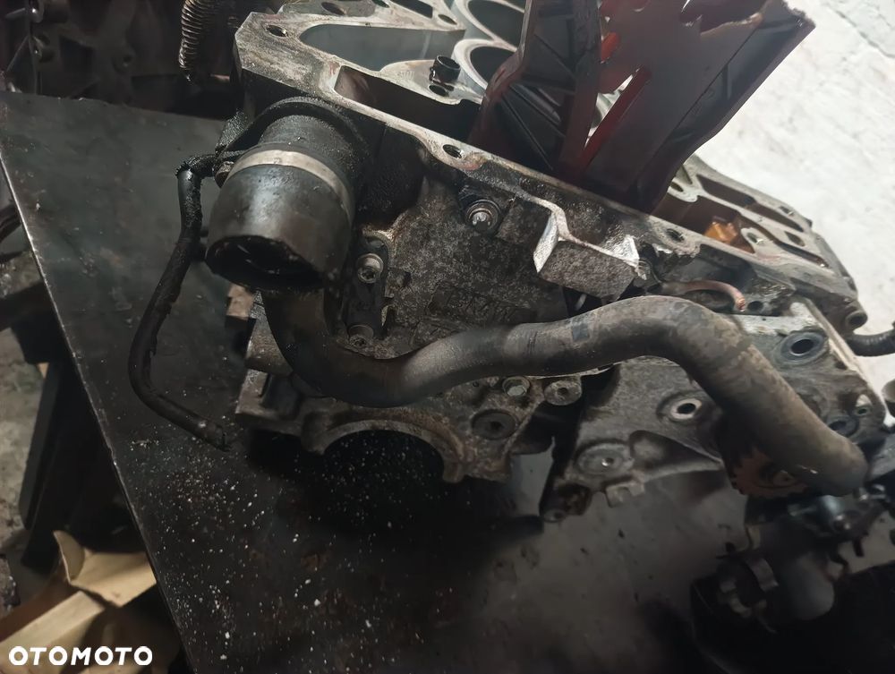 BLOK SILNIKA BMW 2.0 N20B20A 7587604