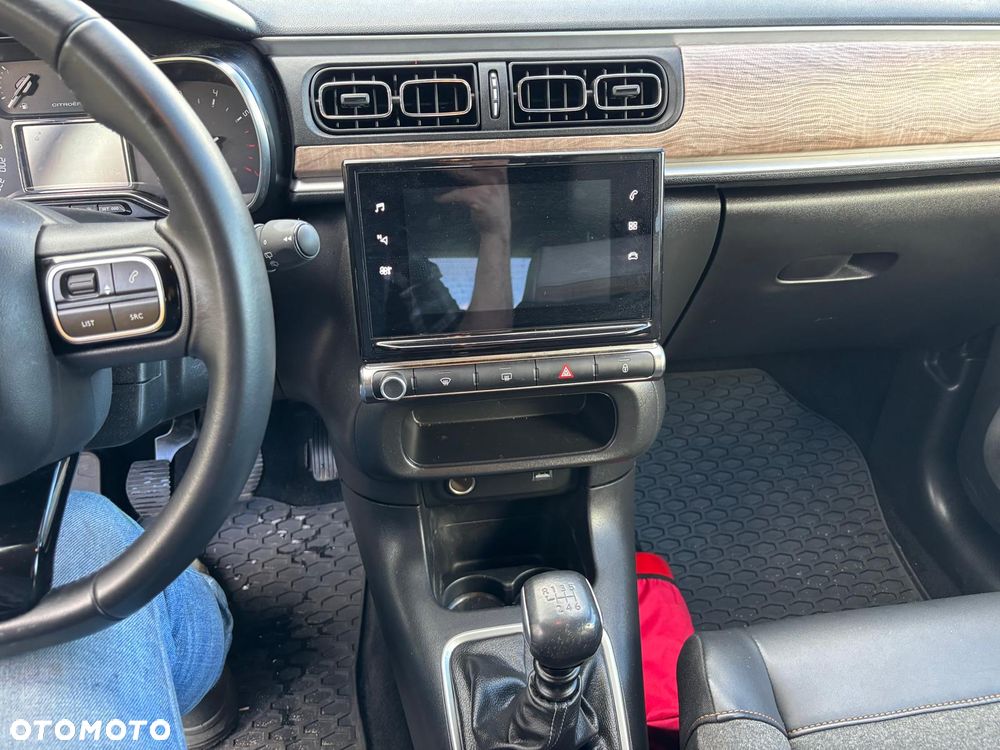 Citroën C3 1.2 PureTech Shine S&S - 13