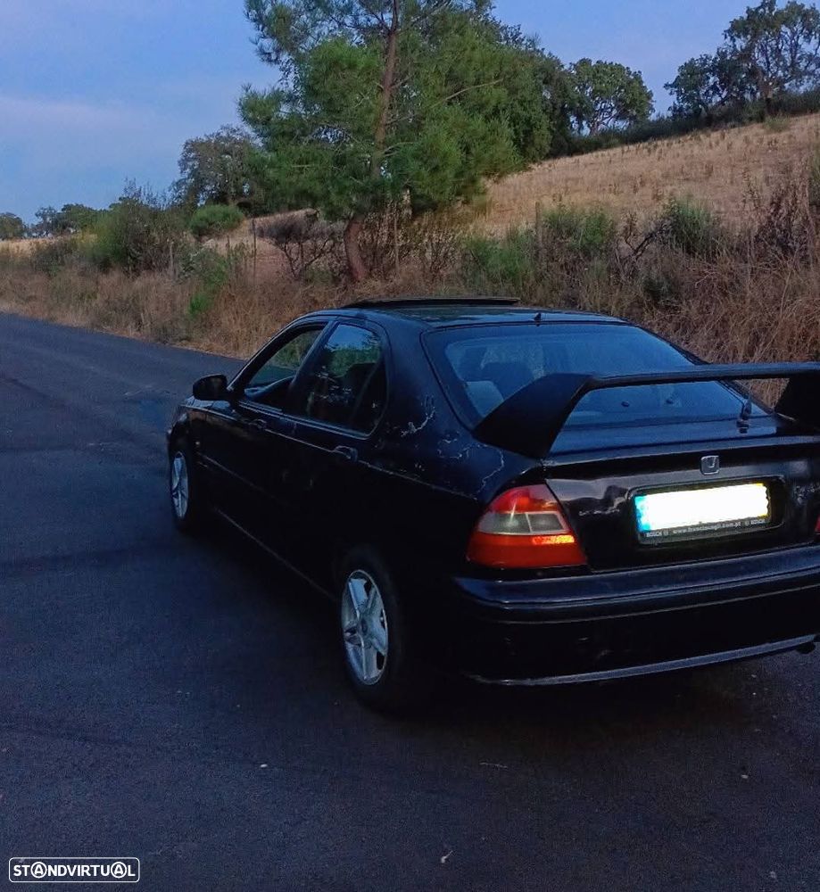 Honda Civic 1.5i LS - 5