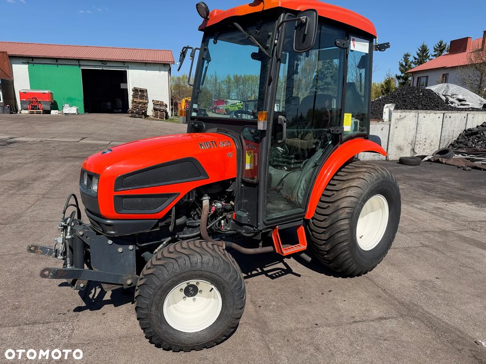 Kioti CK35 HST - 16