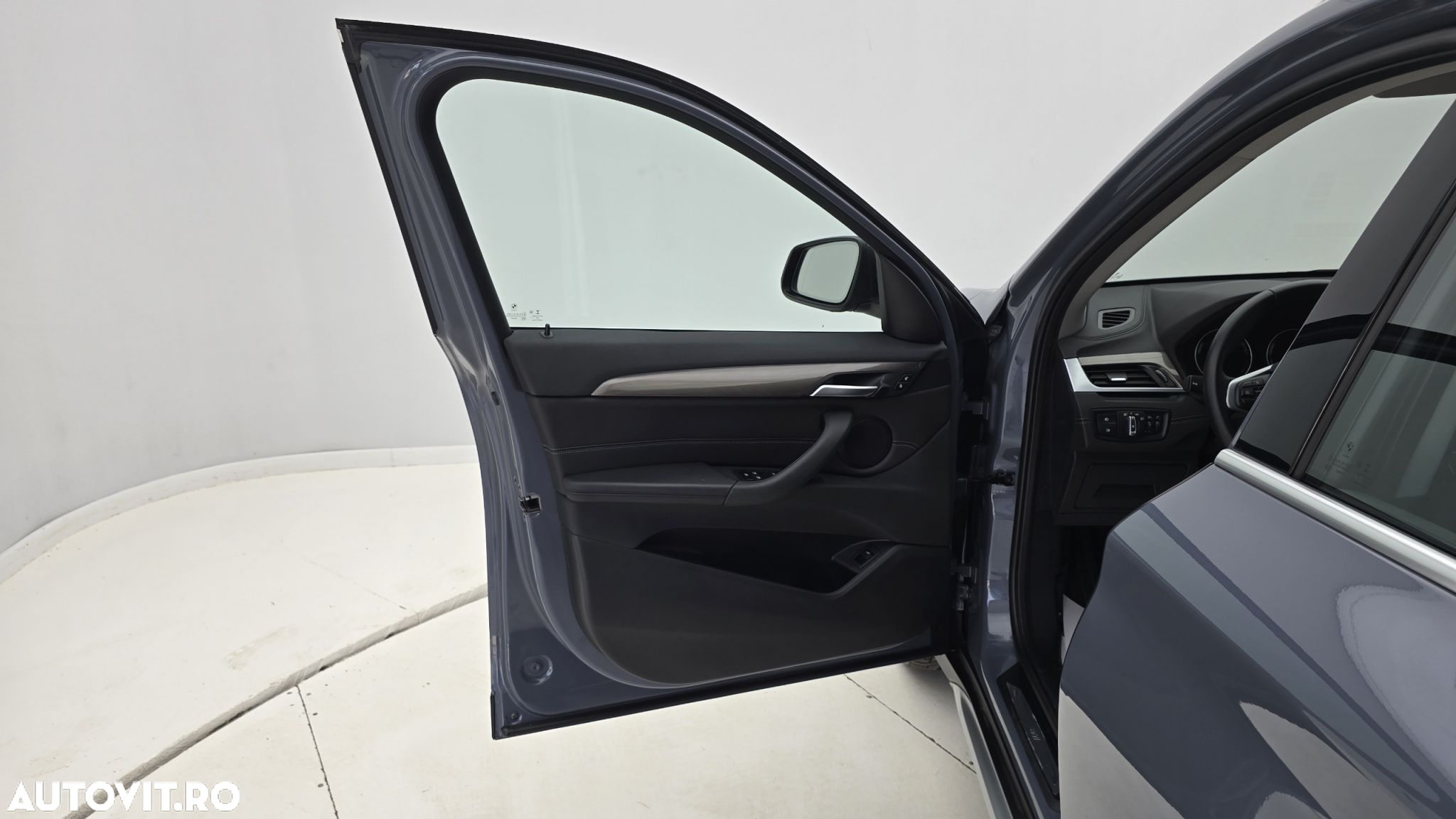 BMW X1 - 10