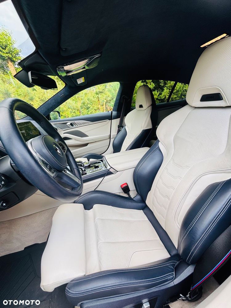 BMW Seria 8 - 11