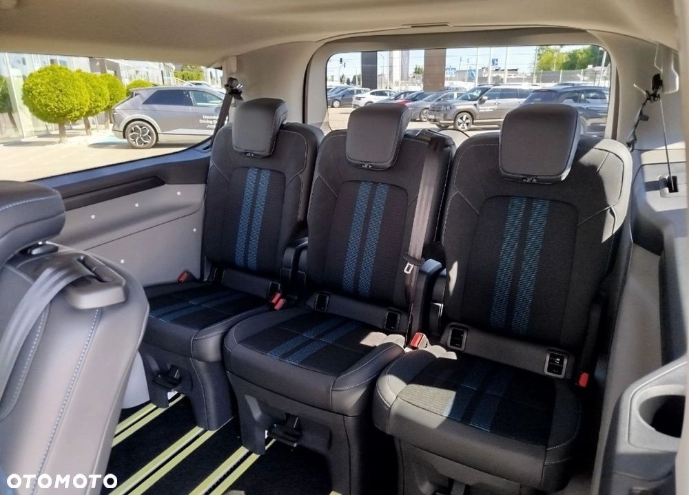 Ford Tourneo Custom - 14