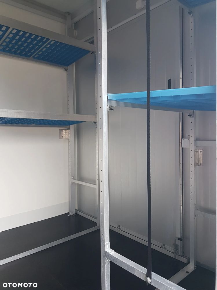 Iveco DAILY KONTENER NISKOPODŁOGOWY 4,43x2,23x2,42 SKLEP FOODTRUCK BAR KLIMA KONIOWÓZ KAMPER - 26