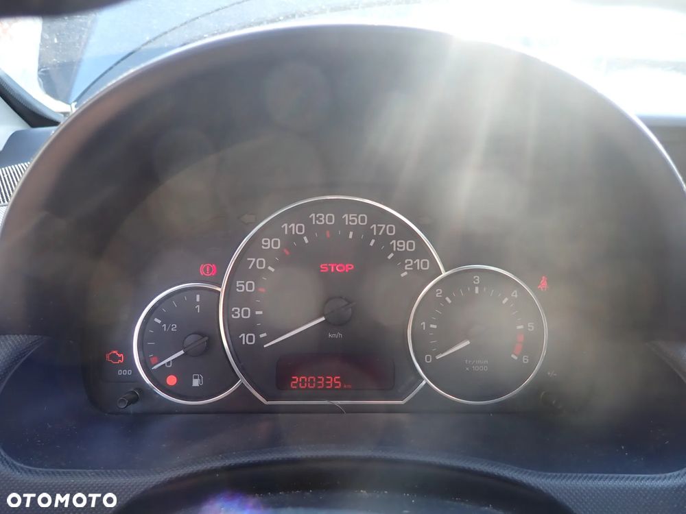 CZĘŚCI - Peugeot 1007 1,4HDI 8HZ 50kW 68KM 5B 2006r. lakier EZW INDEX - 8419 - 12