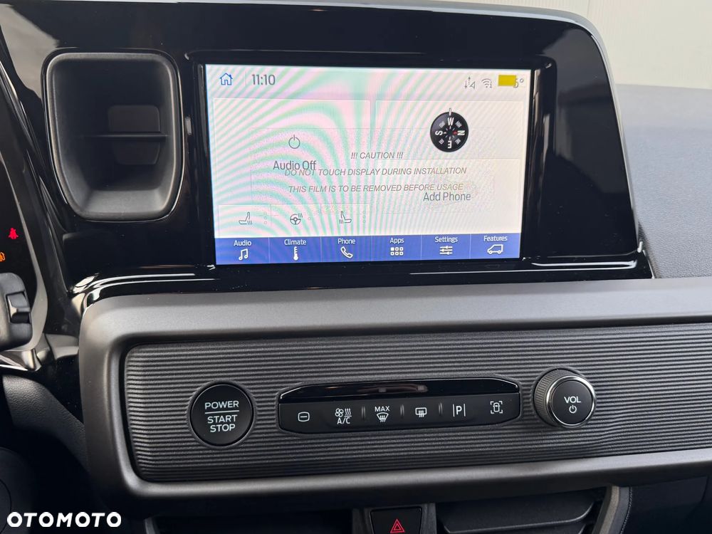 Ford Tourneo Courier 1.0 EcoBoost Titanium - 21