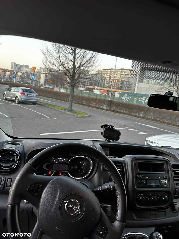 Opel Vivaro - 13
