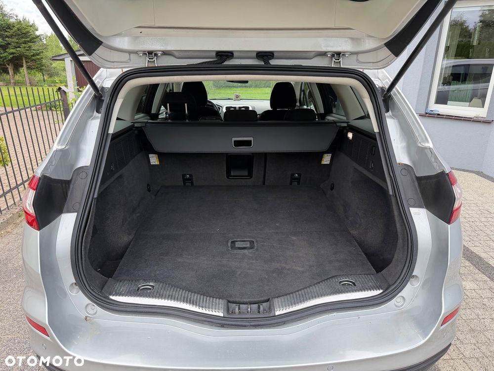 Ford Mondeo 2.0 TDCi Titanium PowerShift - 13