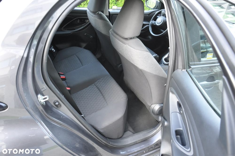 Toyota Yaris 1.5 Comfort - 10
