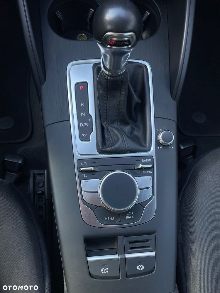 Audi A3 Sportback 1.4 TFSI Ambition S tronic - 15