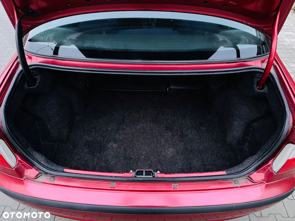 Fiat Albea 1.2 16V Actual / EL - 10