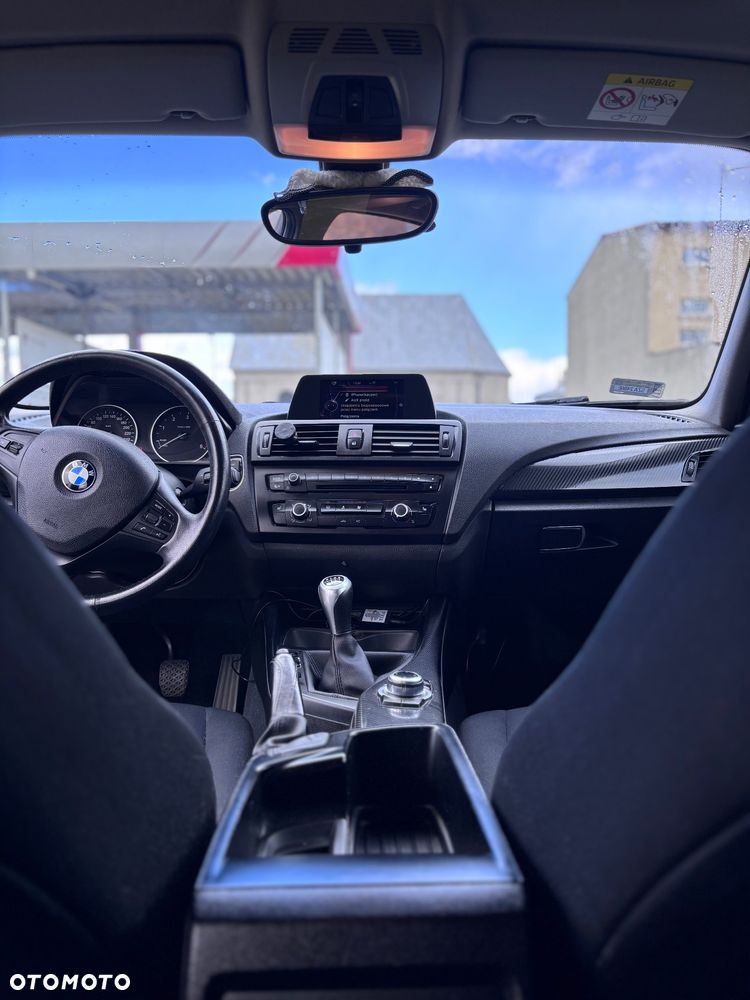 BMW Seria 1 118d - 25
