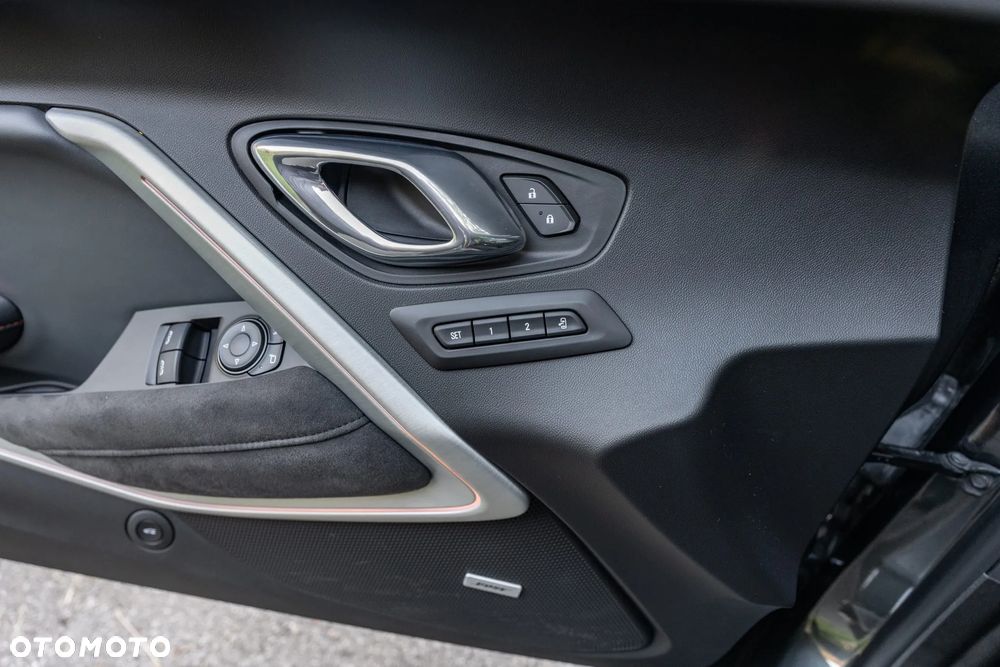 Chevrolet Camaro - 23