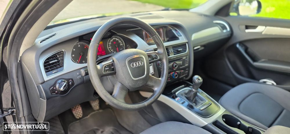 Audi A4 2.0 TDI exclusive - 10