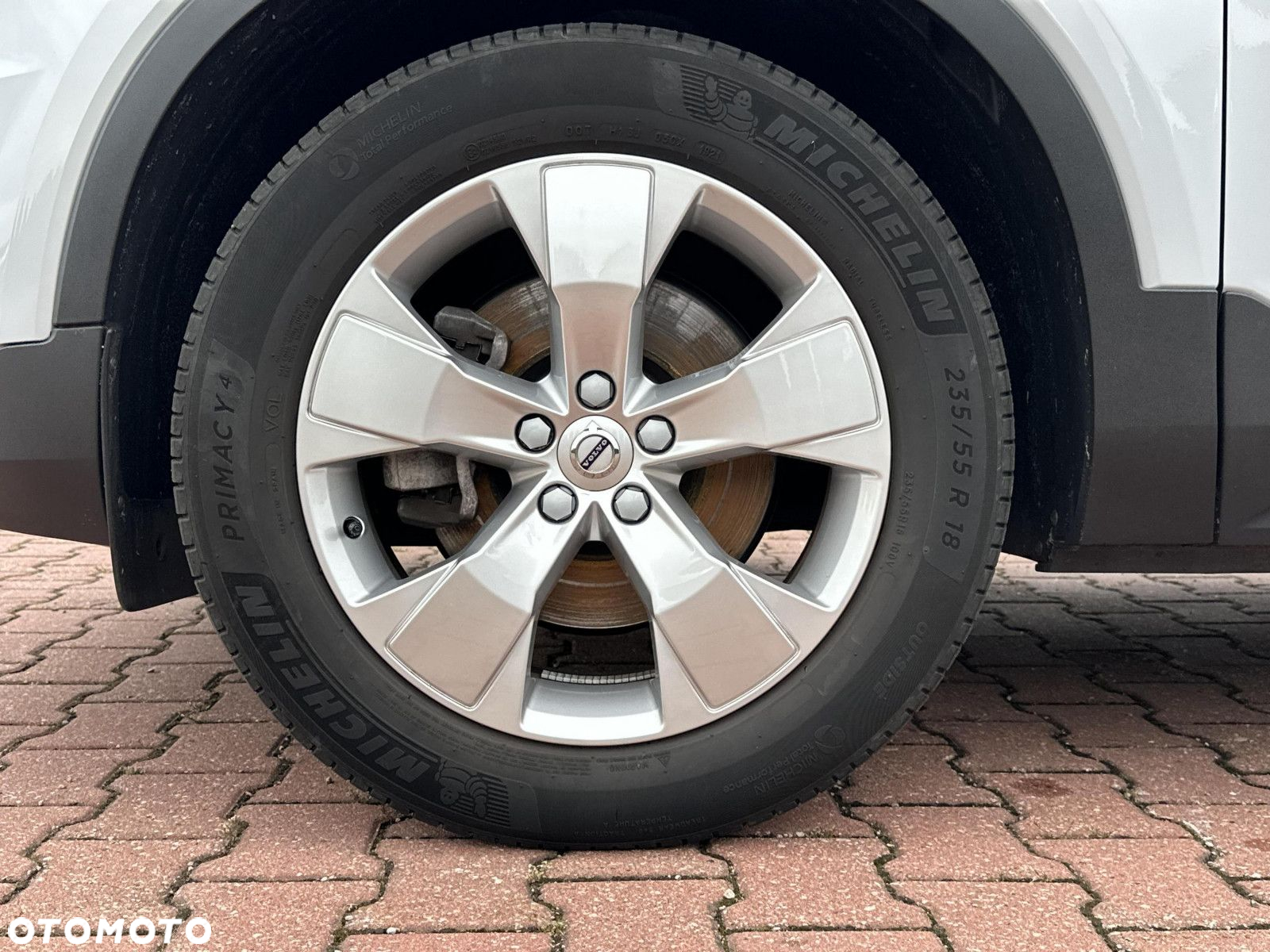 Volvo XC 40 - 18