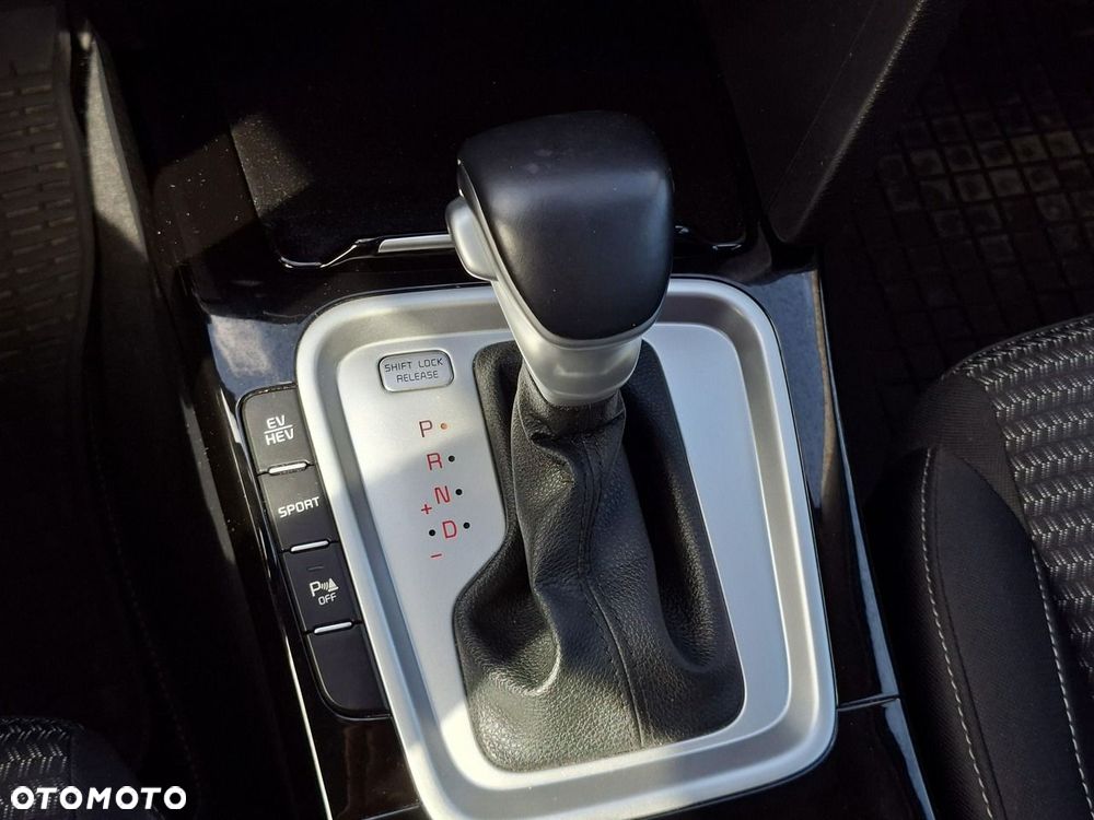 Kia XCeed 1.6 GDI DCT6 OPF Inspiration - 24