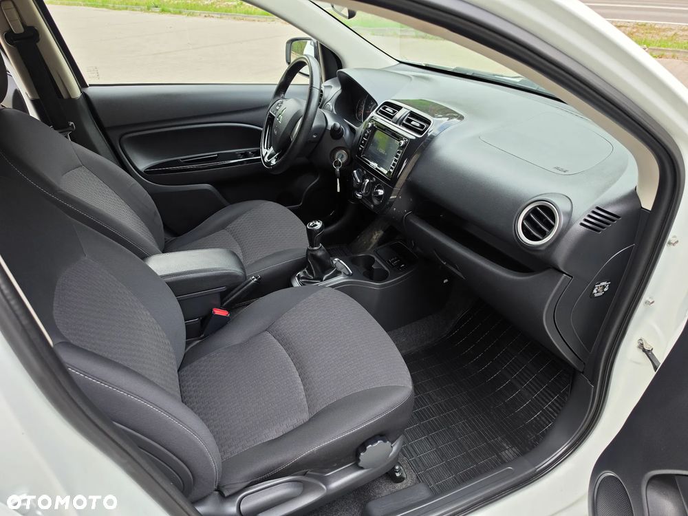 Mitsubishi Space Star 1.2 Clear Tec Color - 23