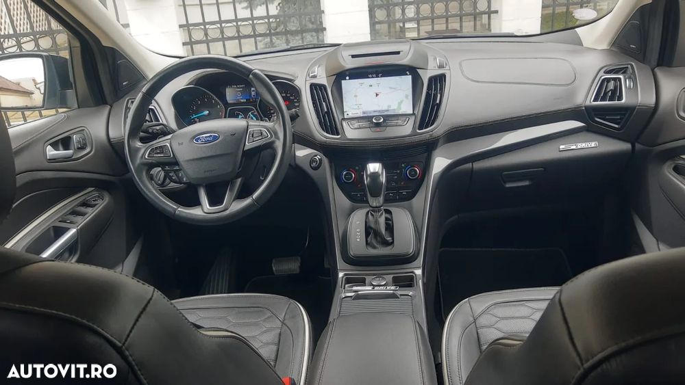 Ford Kuga - 8